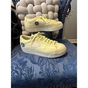 Nike Blazer Low Platform Next Nature SE size 8.5/EU40